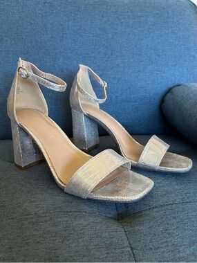 Kelly and Katie Metallic Silver Ankle-Strap Block Heel Sandals - Size 8